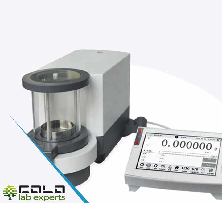 alt="Micro balance, 1 µg readability, draft shield – COLO.Science"