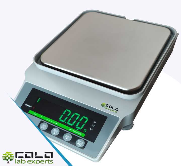 COLO.Science CENTA5000 precision balance front view
