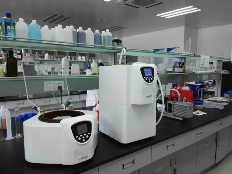 LACEVAC-1C Serija Centrifugalni Vacuum Koncentrator - Image 2